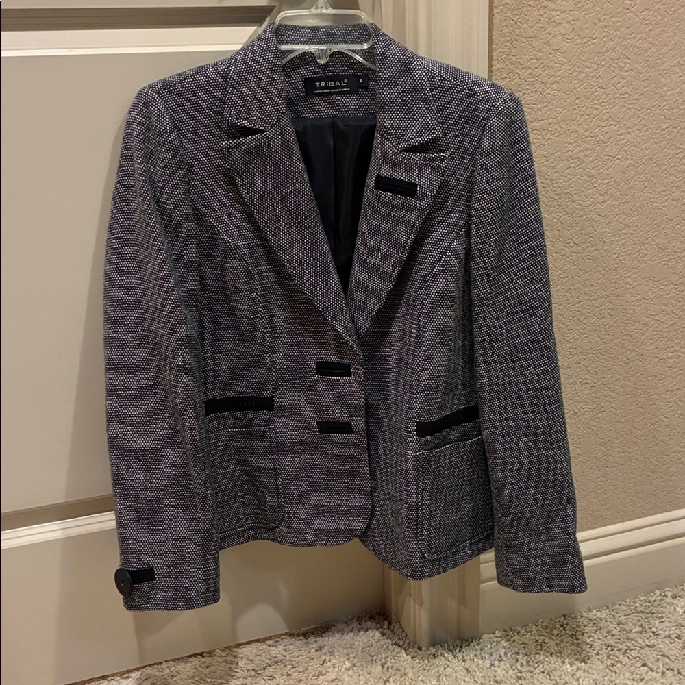 Tribal tweed blazer Size 8